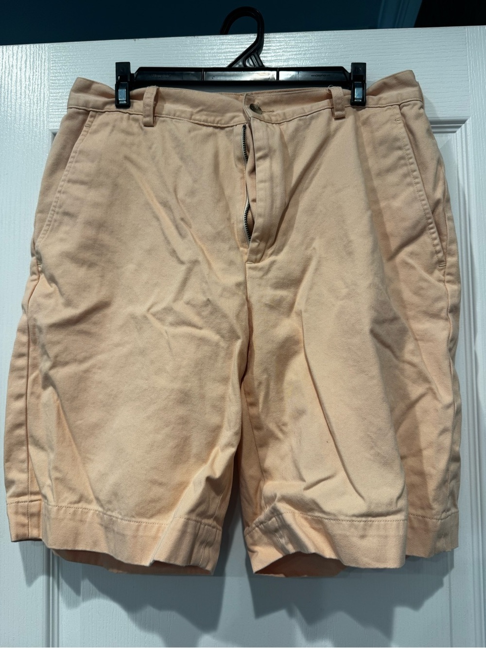 Jos. A. Bank Peach Flat-Front Cotton Shorts. 33W. Gently worn